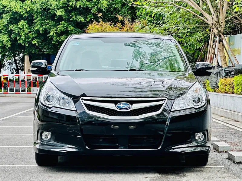 Subaru Legacy — фото 3