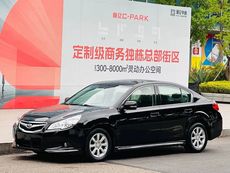 Subaru Legacy — фото 4
