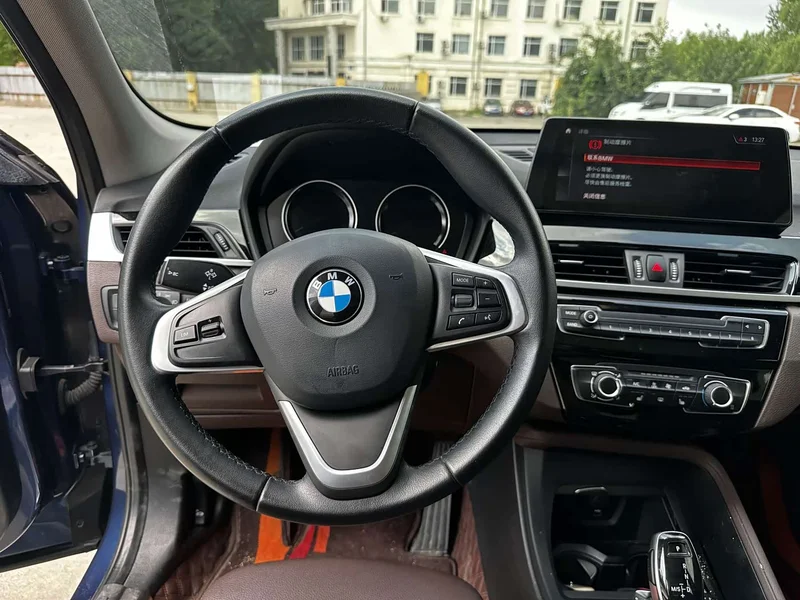 BMW X1 — фото 13