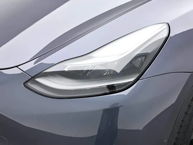 Tesla Model Y — фото 18
