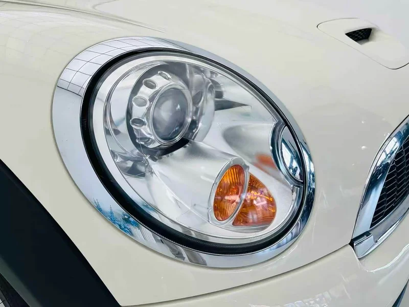 MINI CLUBMAN — фото 14