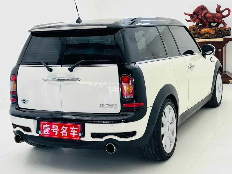 MINI CLUBMAN — фото 4