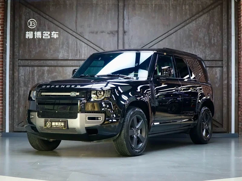 Land Rover Defender — фото 1