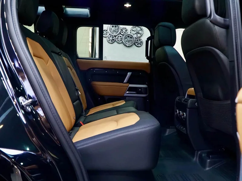 Land Rover Defender — фото 10