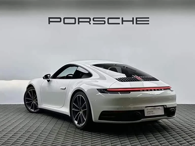 Porsche 911 — фото 6
