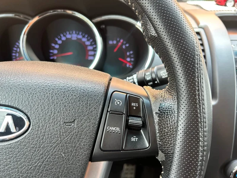 Kia Sorento — фото 25