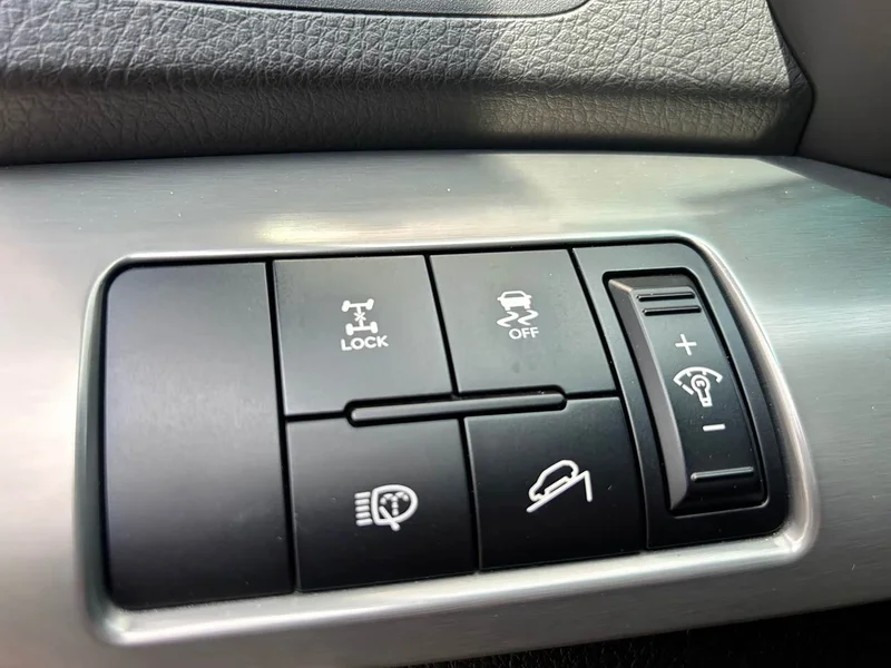 Kia Sorento — фото 28