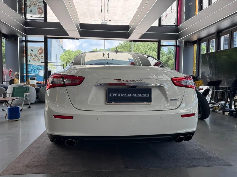 Maserati Ghibli — фото 13