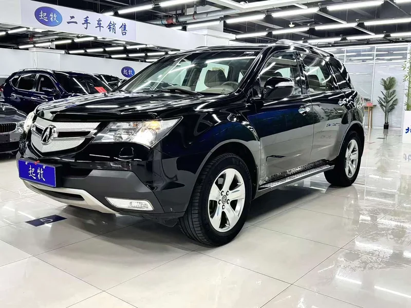 Acura MDX — фото 1