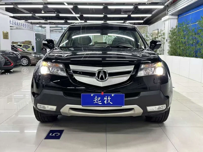 Acura MDX — фото 2