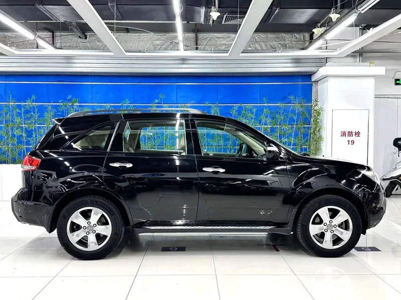 Acura MDX — фото 4