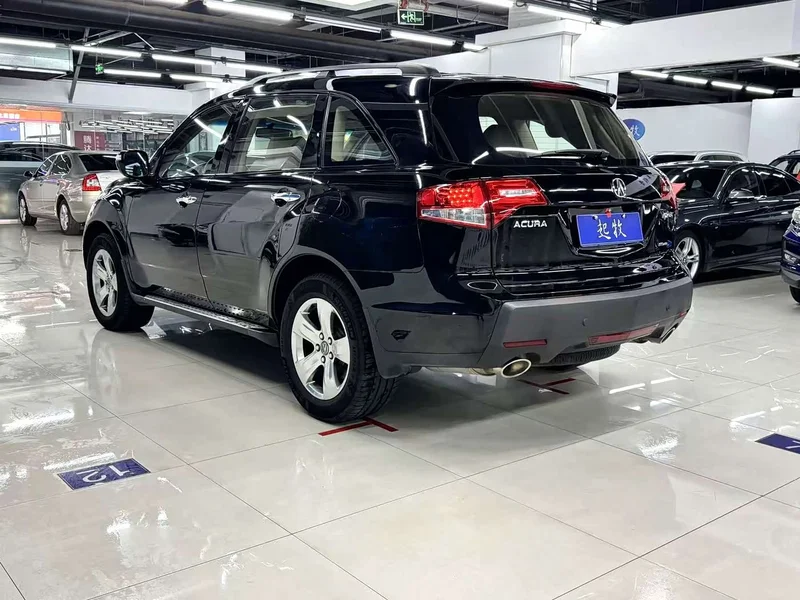Acura MDX — фото 7