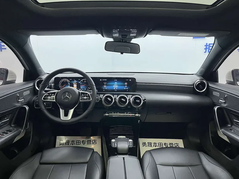 Mercedes-Benz A-Class — фото 18