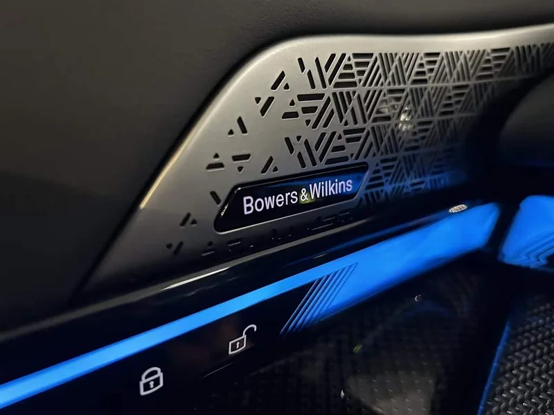 BMW i5 M60 — фото 19