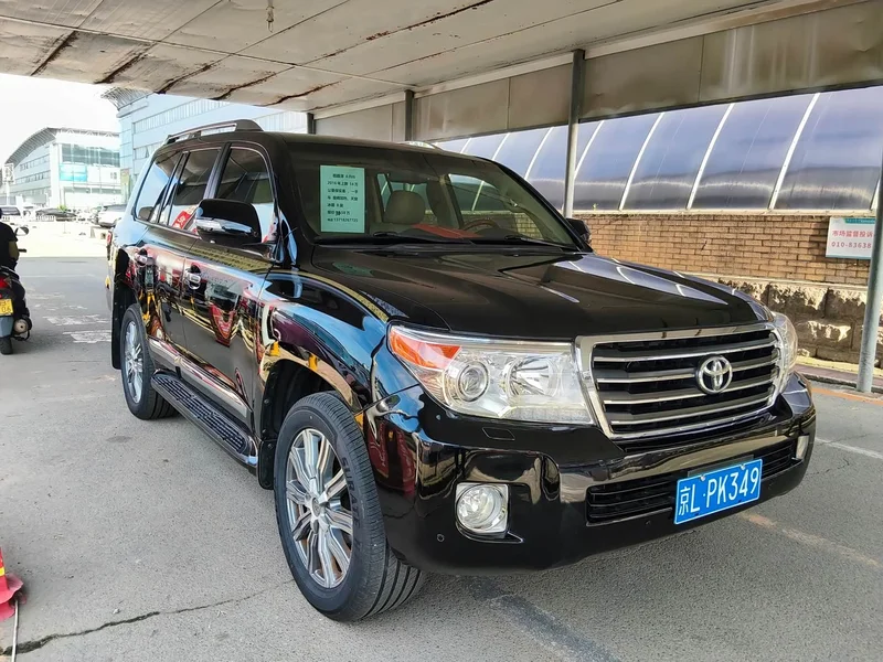 Toyota Land Cruiser (Imported) — фото 5