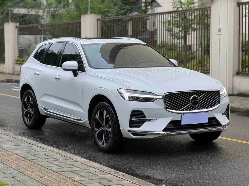 Volvo XC60 — фото 3