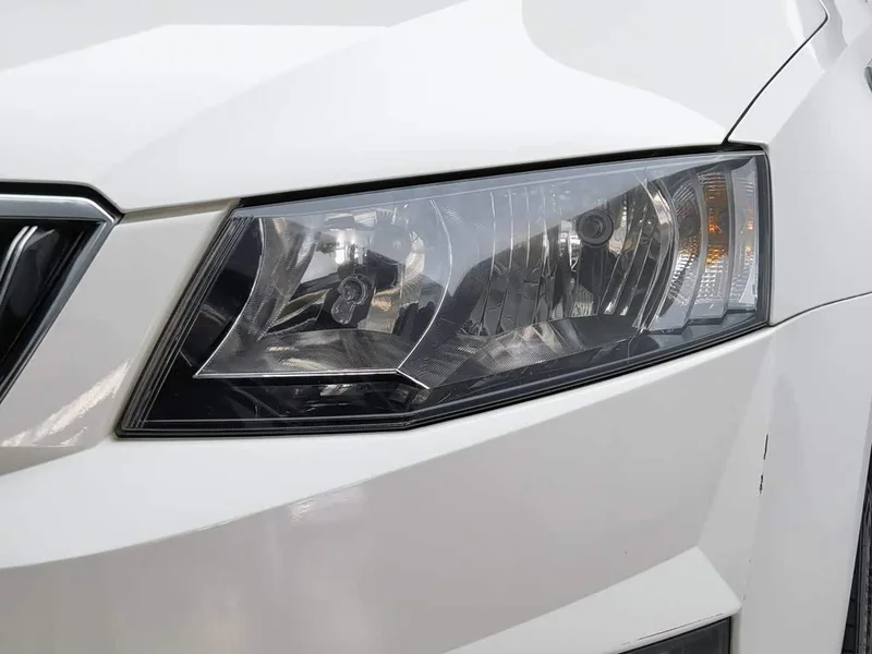 Volkswagen Octavia — фото 7