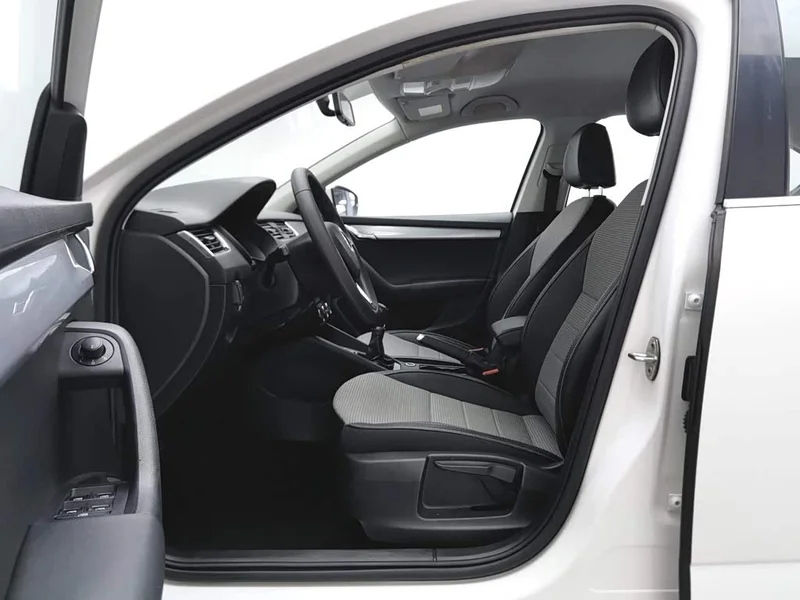 Volkswagen Octavia — фото 10