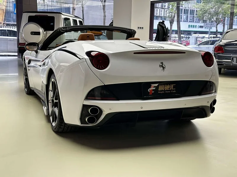 Ferrari California T — фото 7