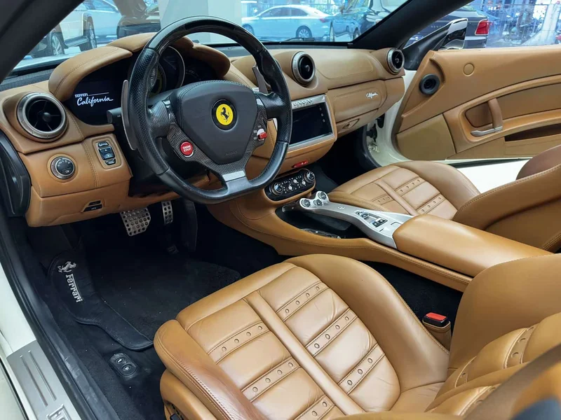 Ferrari California T — фото 10