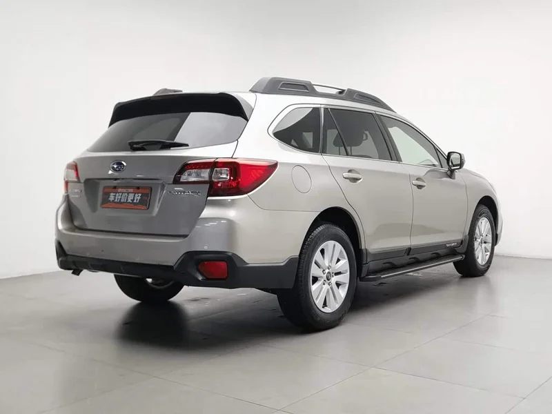 Subaru Outback — фото 2