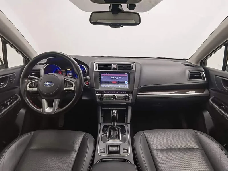 Subaru Outback — фото 5