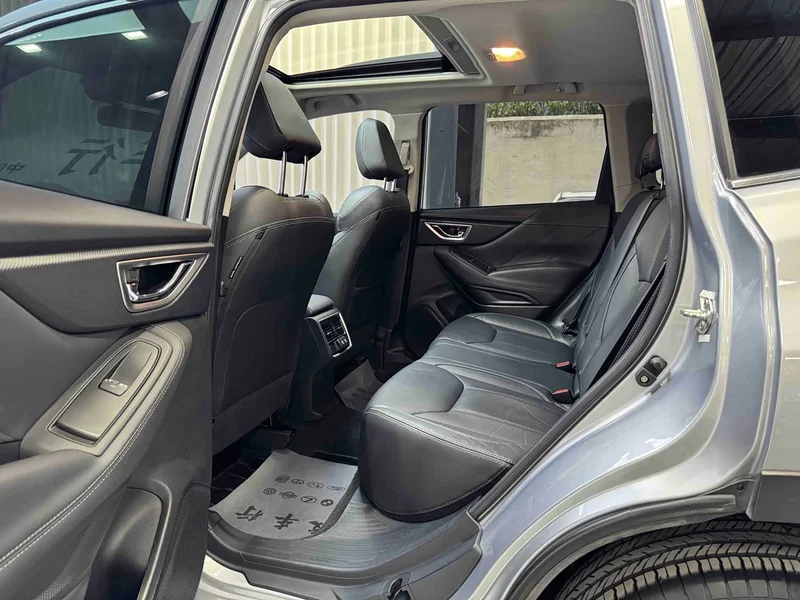 Subaru Forester — фото 9