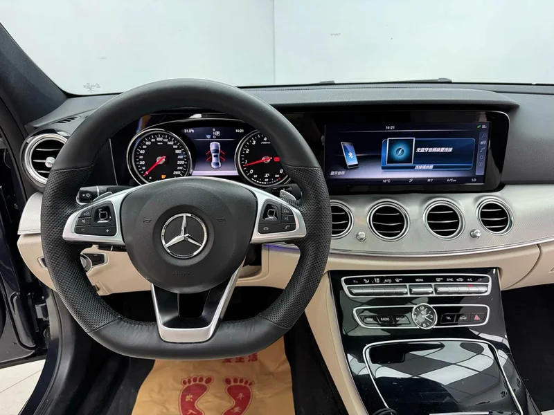 Mercedes-Benz E-Class — фото 17