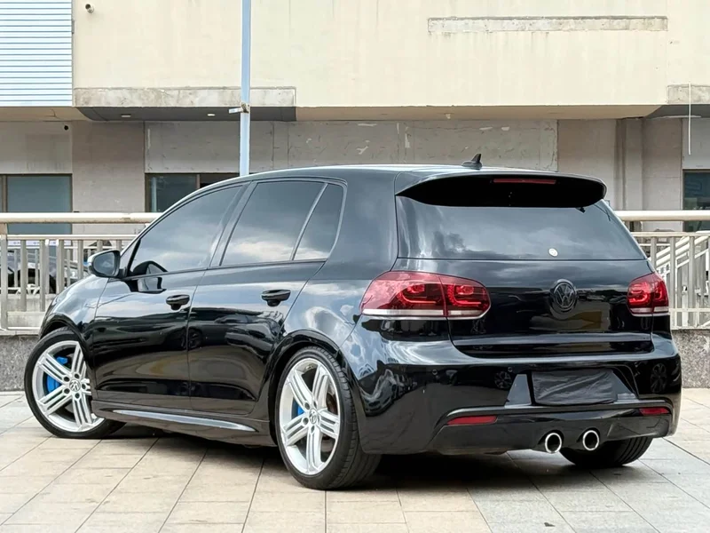 Volkswagen Golf (Imported) — фото 20