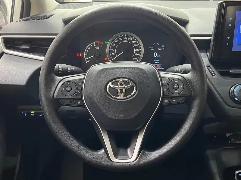 Toyota Corolla — фото 9