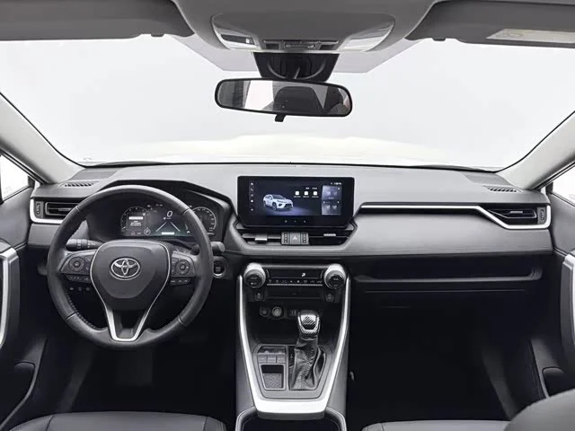 Toyota Wildlander — фото 12