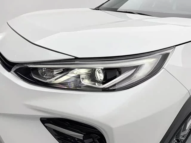 Toyota Wildlander — фото 14