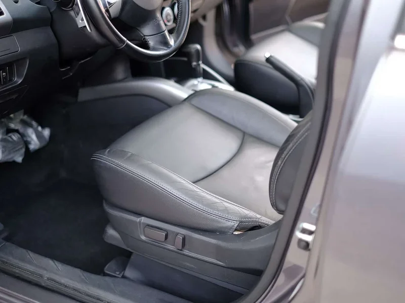 Mitsubishi Outlander — фото 20