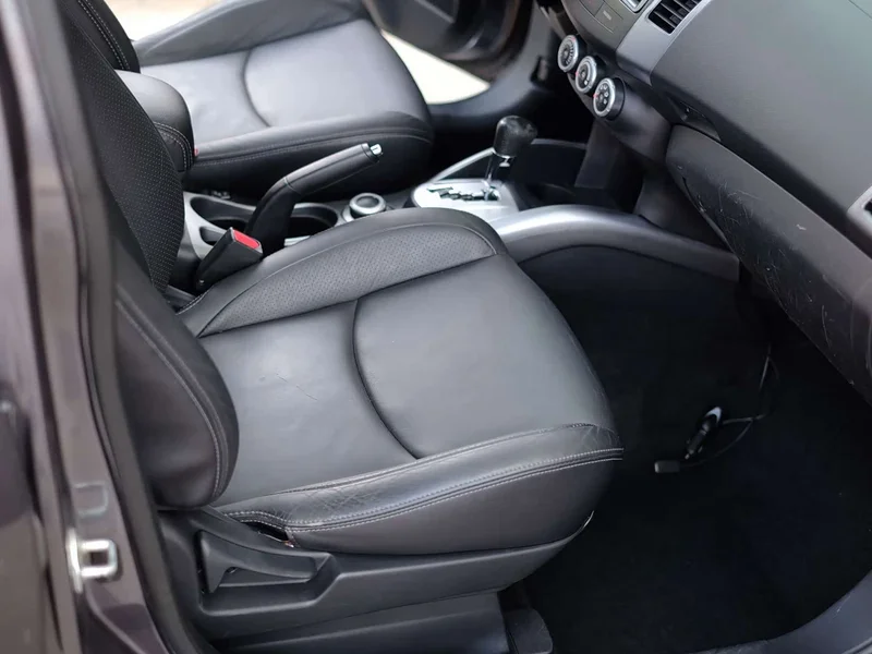 Mitsubishi Outlander — фото 29