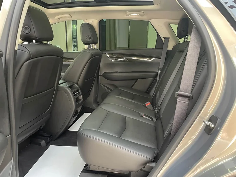 Cadillac XT5 — фото 13