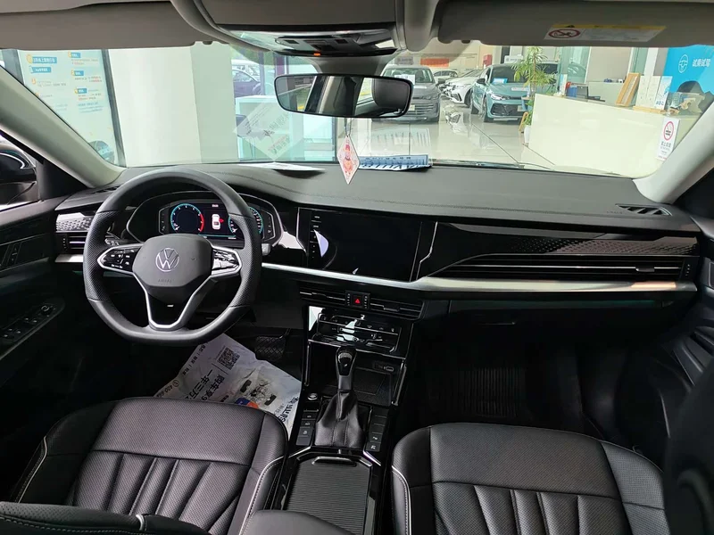 Volkswagen Passat — фото 5