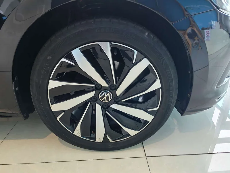 Volkswagen Passat — фото 7