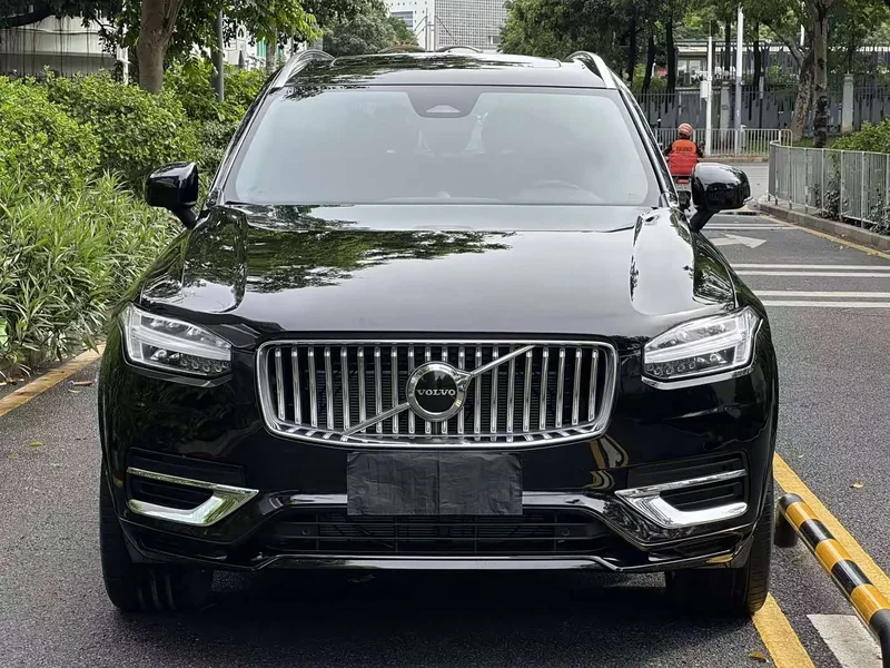 Volvo XC90 — фото 2