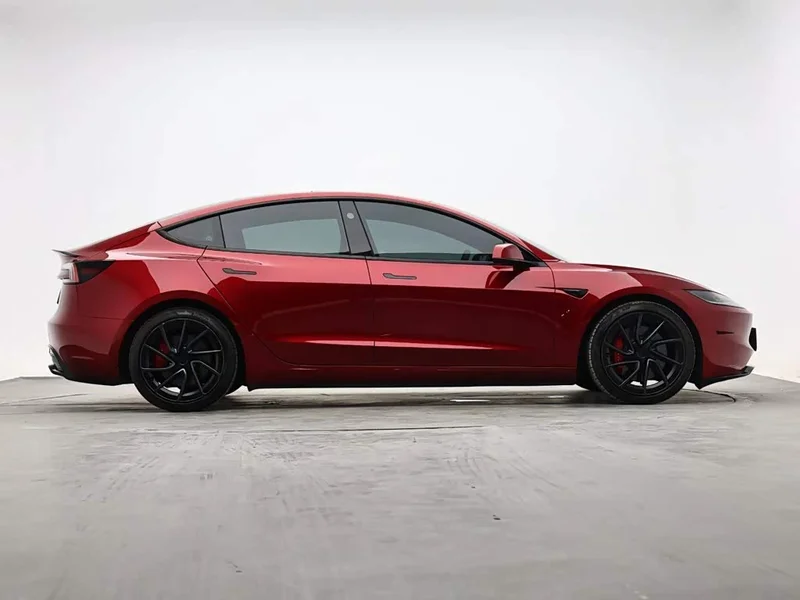 Tesla Model 3 — фото 6