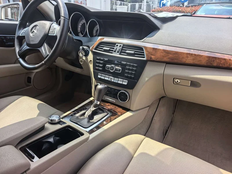 Mercedes-Benz C-Class — фото 13