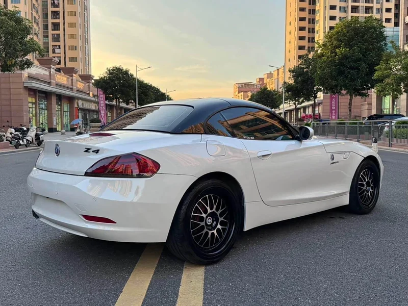 BMW Z4 — фото 3