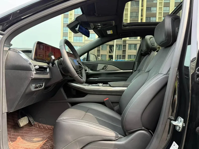 Cadillac XT5 — фото 4