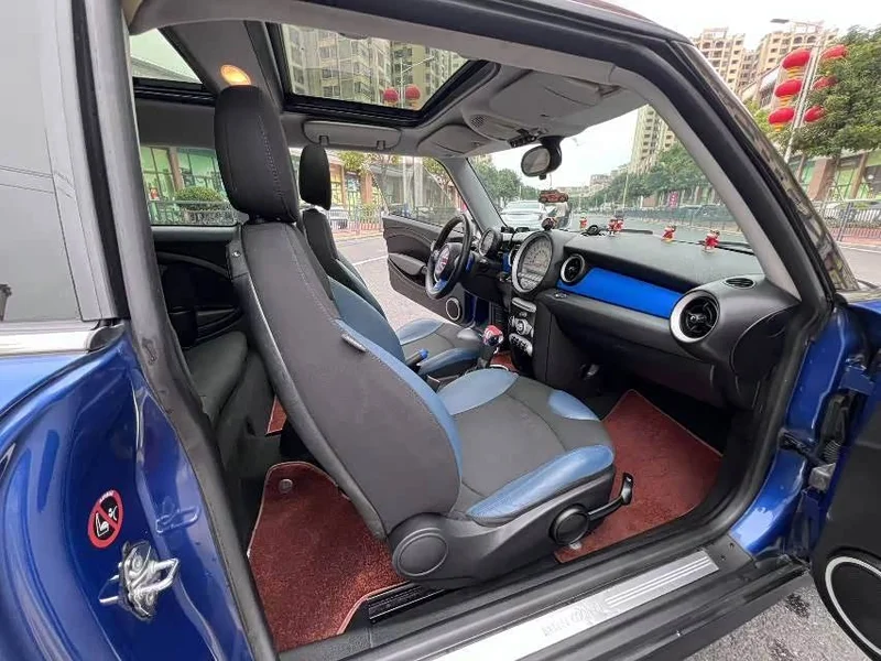 MINI CLUBMAN — фото 13