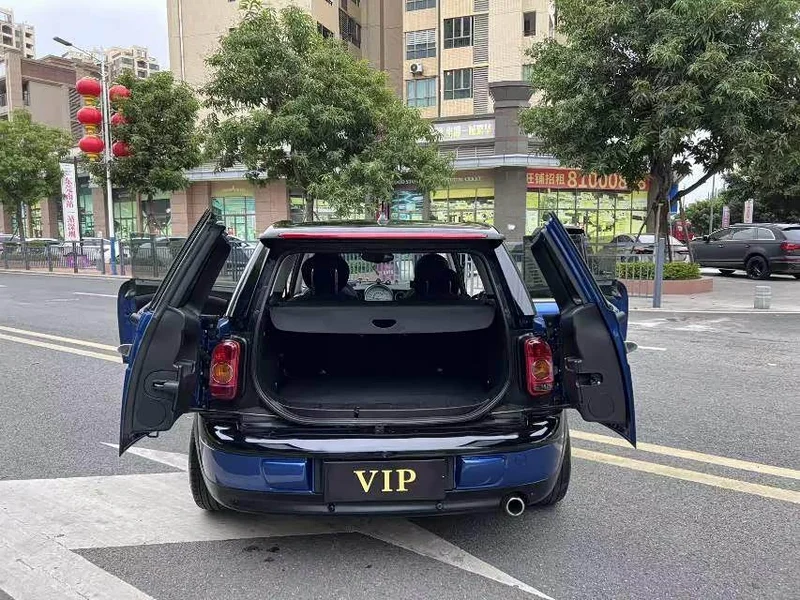 MINI CLUBMAN — фото 25