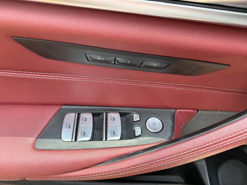 BMW 5-Series — фото 10