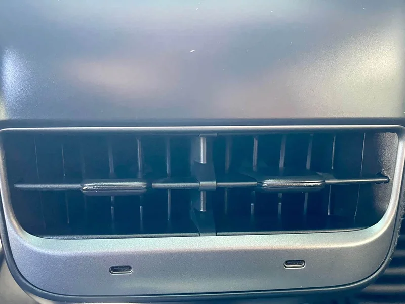 Tesla Model 3 — фото 22
