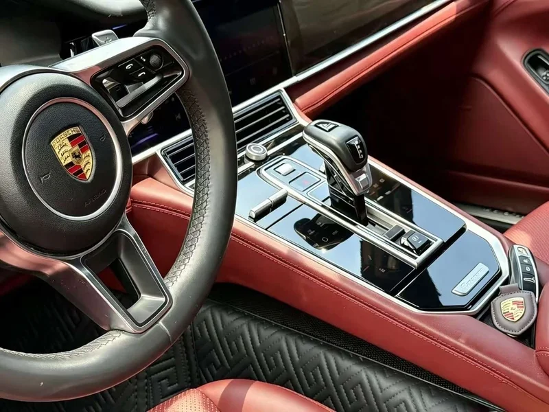 Porsche Panamera — фото 10