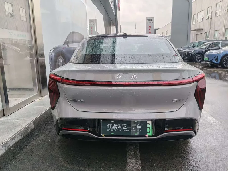 Hongqi EH7 — фото 8