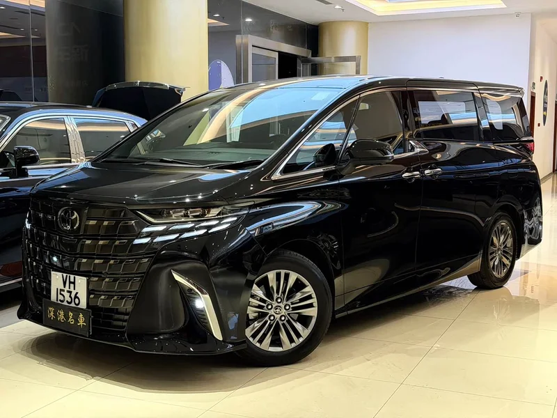 Toyota Alphard — фото 3