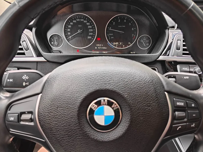 BMW 3-Series — фото 12